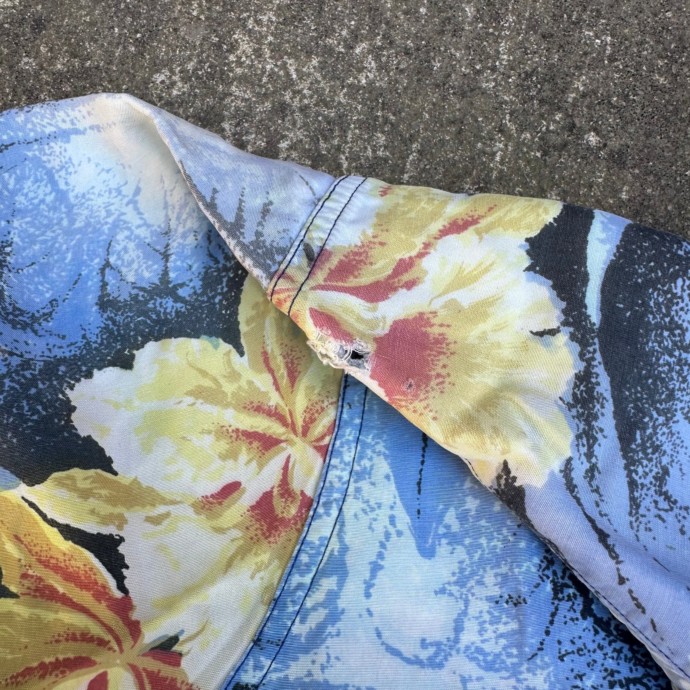 1960’s Campus Rayon Hawaiian Shirt Large