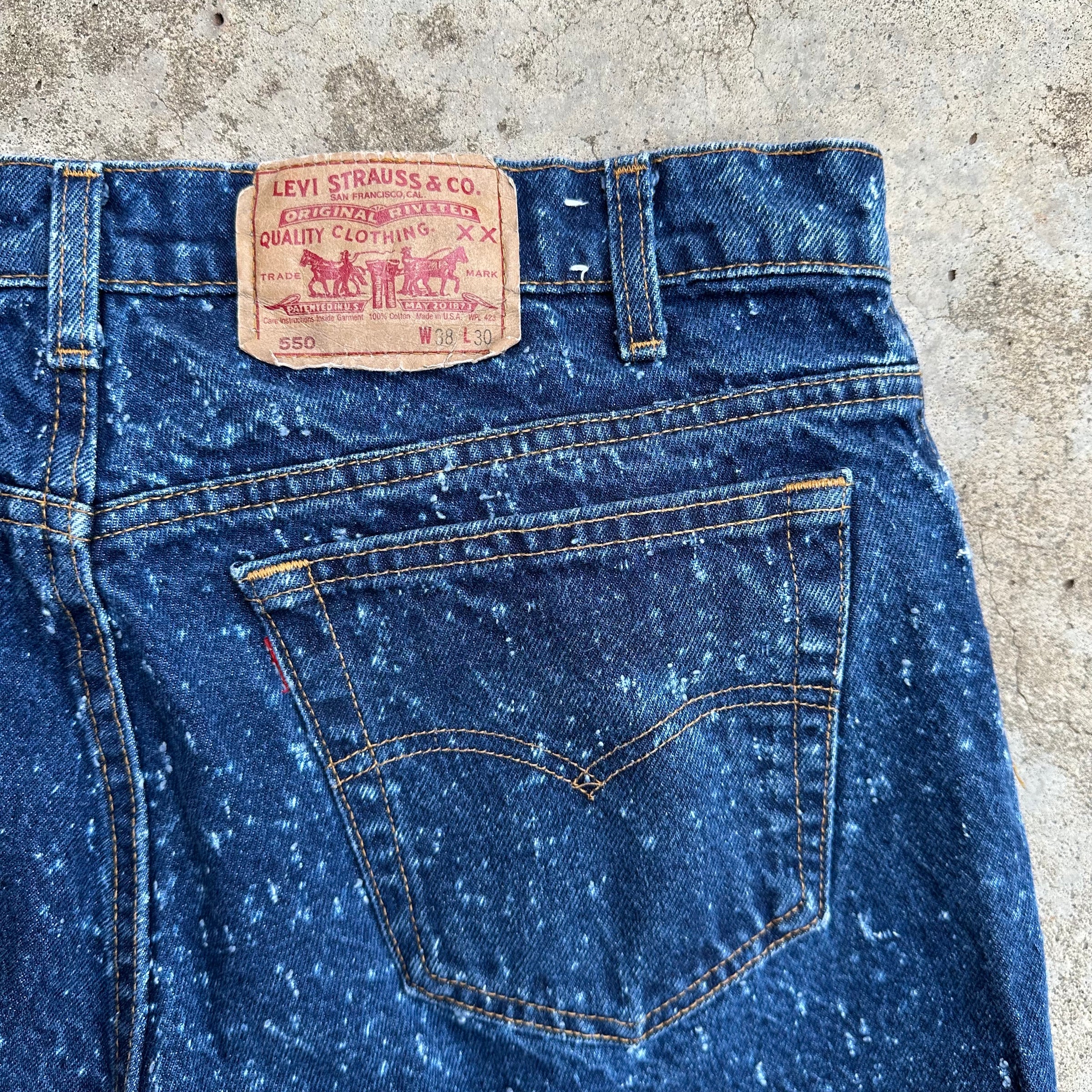 1990’s Galaxy Wash Levi’s 550 Denim Jeans 36” Waist