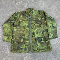 1960’s/70’s Vietnam War Tailor Made ERDL Camo Poncho Liner Jacket Large