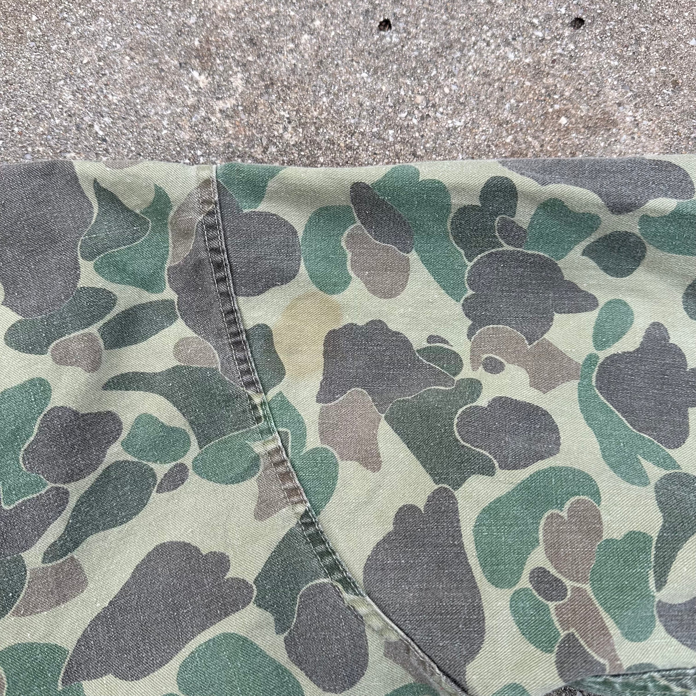 1960’s Kamo Brand 13 Star Button Duck Hunter Camo Shirt 23.5” Chest