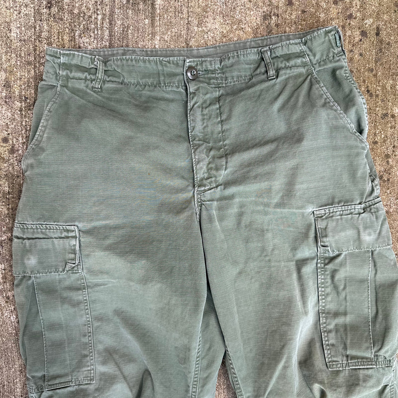 1960’s Vietnam War Ripstop Jungle Pants Medium Short