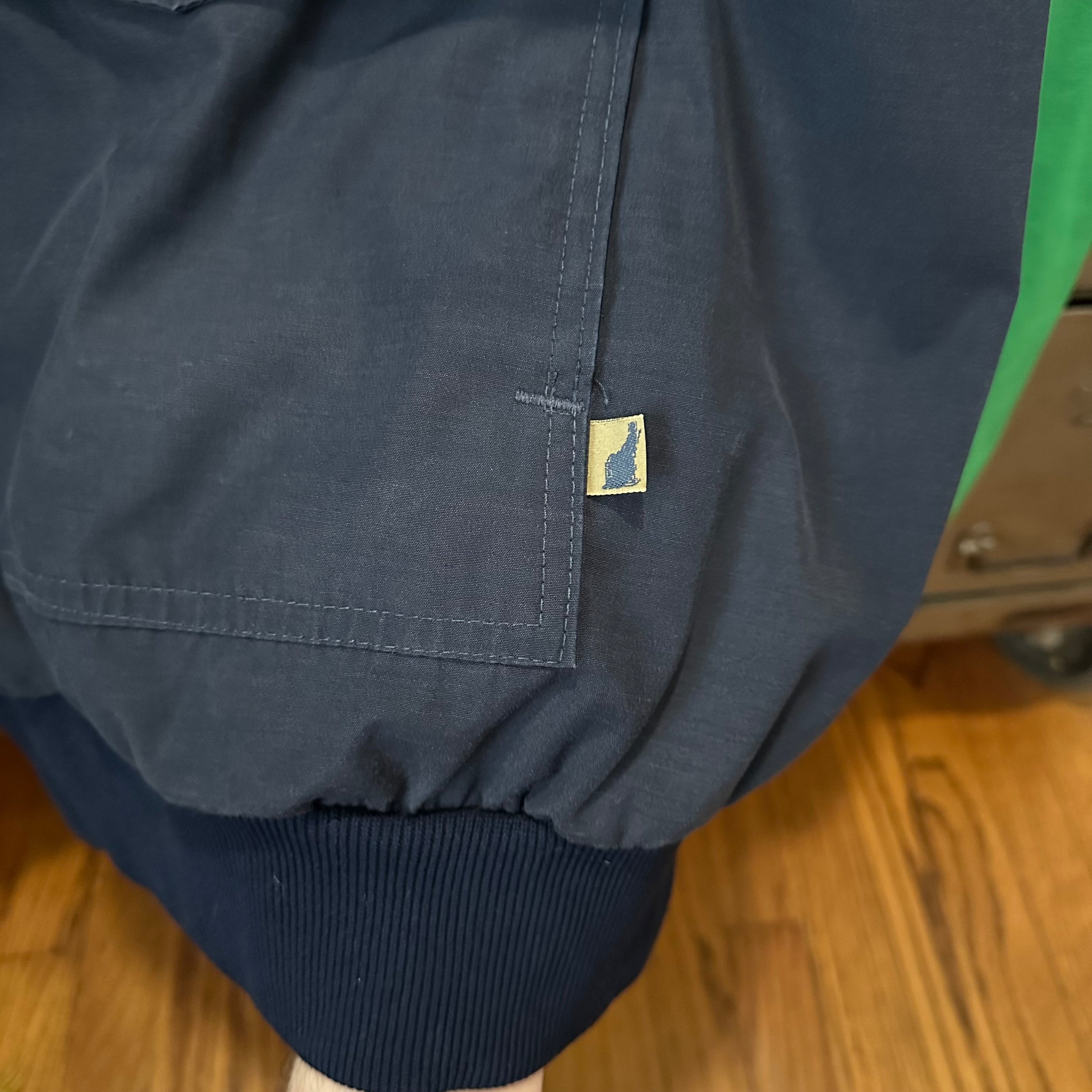 1970’s/80’s Deadstock Mother Karen’s Nylon Pullover Windbreaker Medium