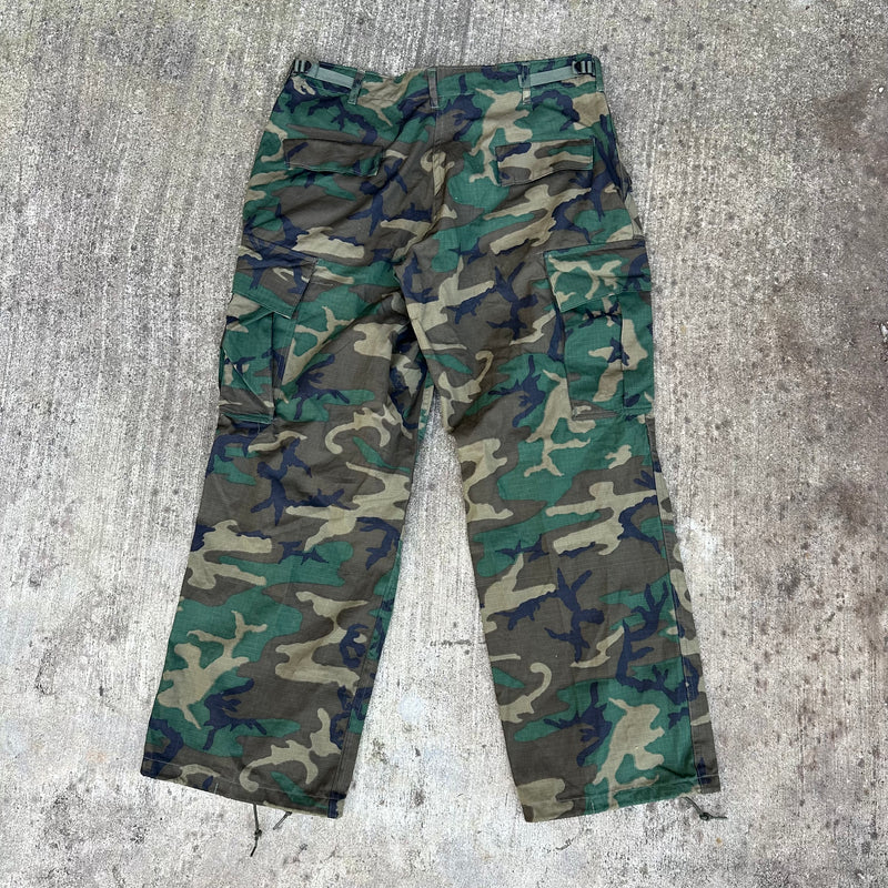 1970’s Vietnam War Deadstock ERDL Camo Jungle Pants Medium Short