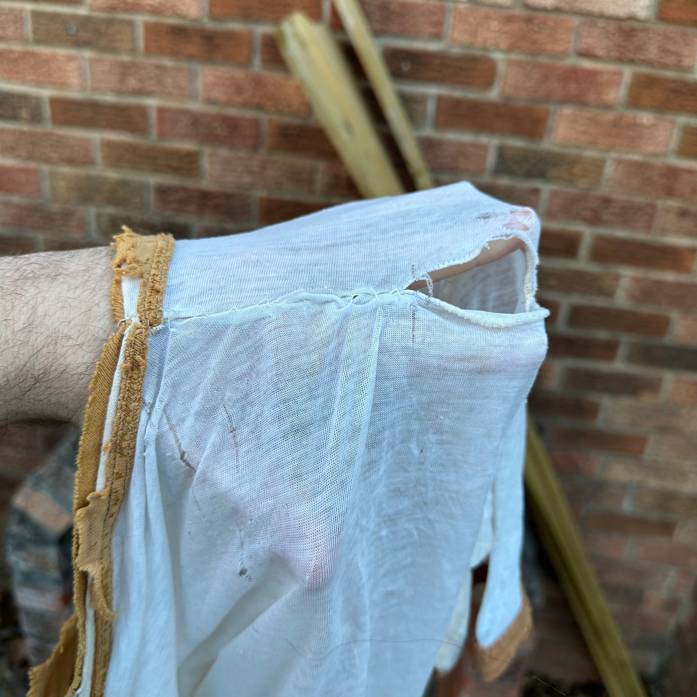 1970’s Support Wildlife Drink Wild Turkey Thrashed Ringer T-Shirt Small