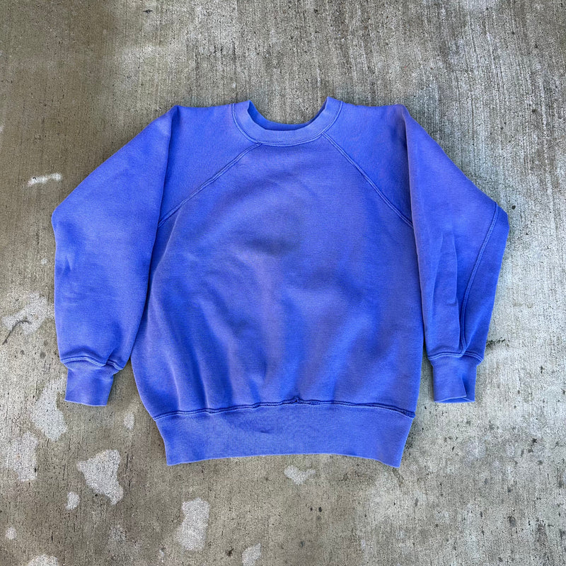 1960’s JC Penney Lilac Purple Raglan Crewneck Sweatshirt Medium