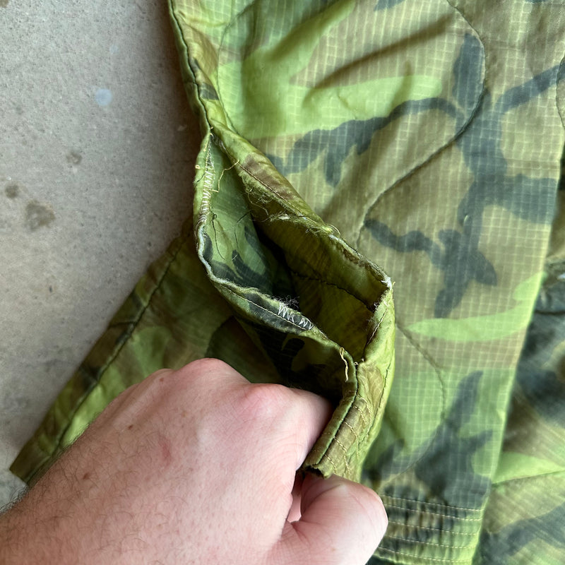 1960’s Vietnam War ERDL Camo Souvenir Jacket Small