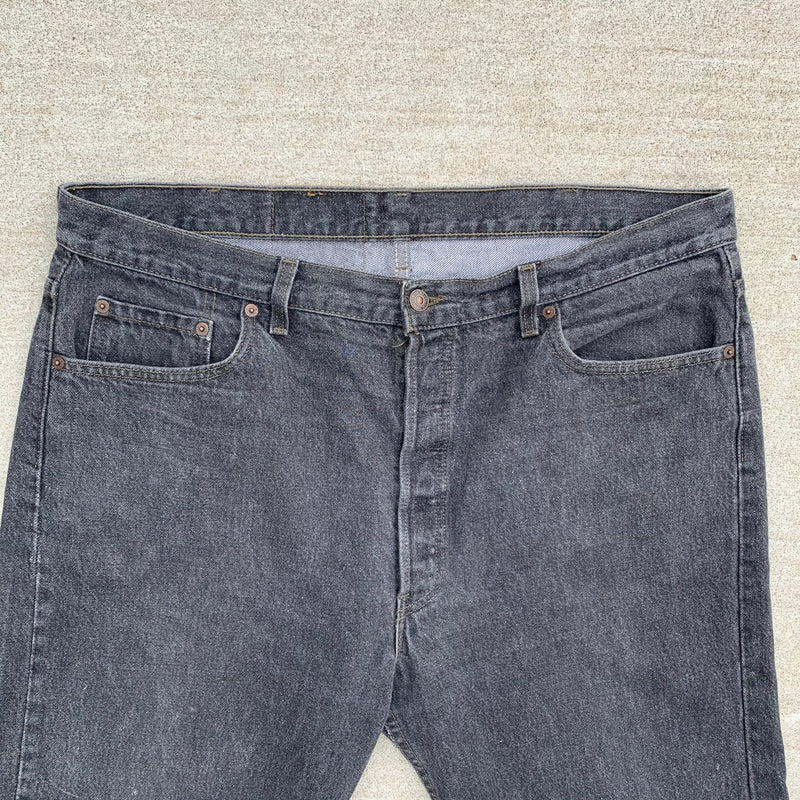 1990's Levi's 501 Black Denim Jeans 39" x 29.5"