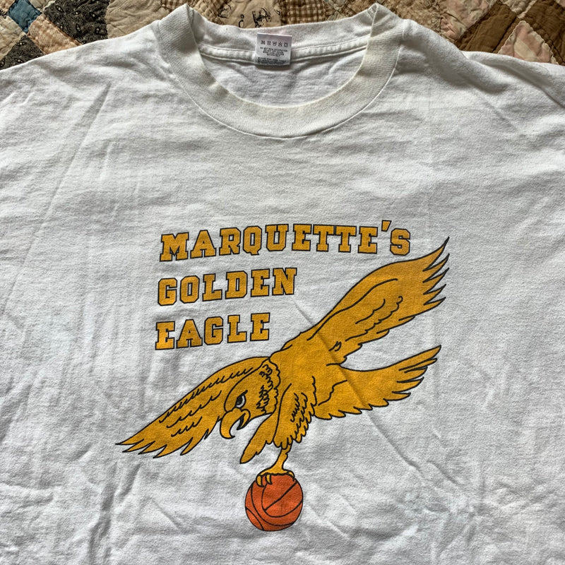 1990's Marquette Golden Eagles Basketball T-Shirt L/XL