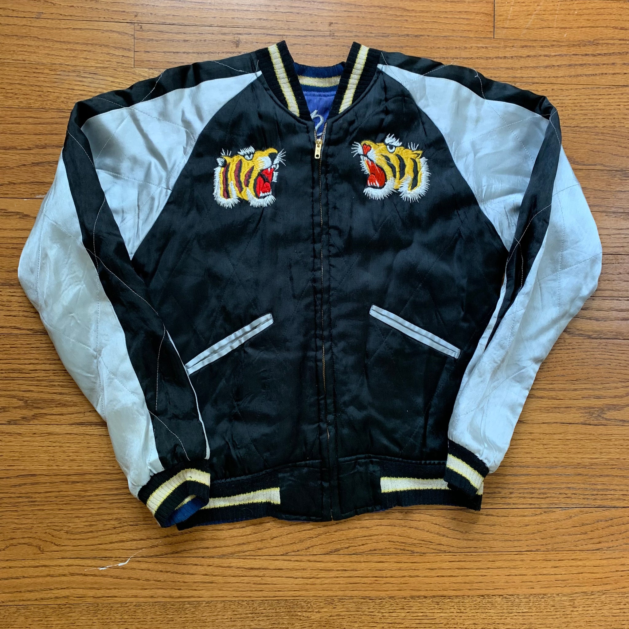 1950's Korean War Era Silk Souvenir Jacket S/M