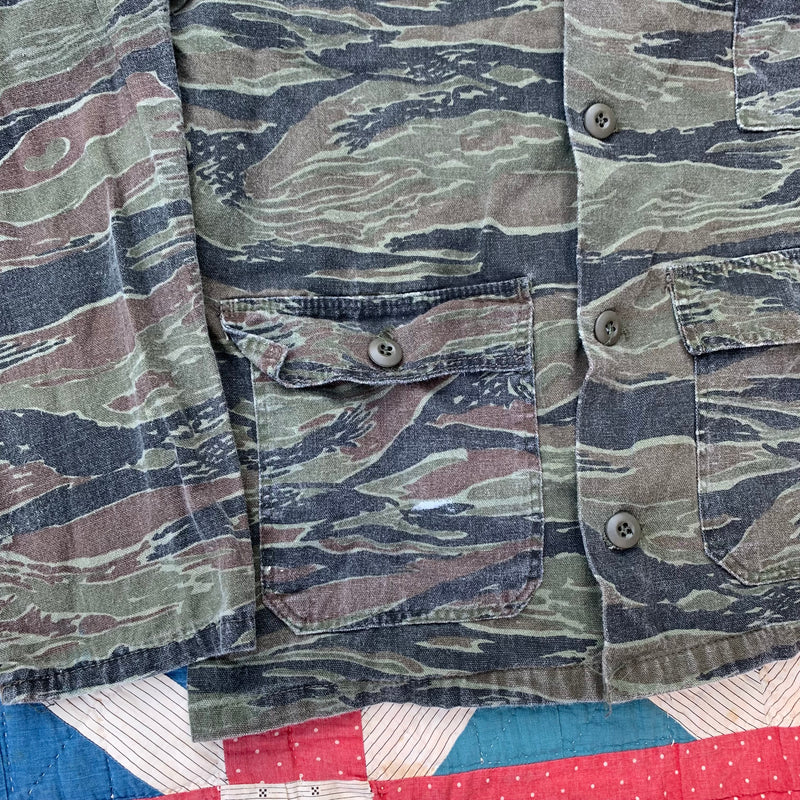 Retro Ranger Jacket 1970's/80's Ranger Brand Tiger Stripe Camo Hunting Jacket Medium ...