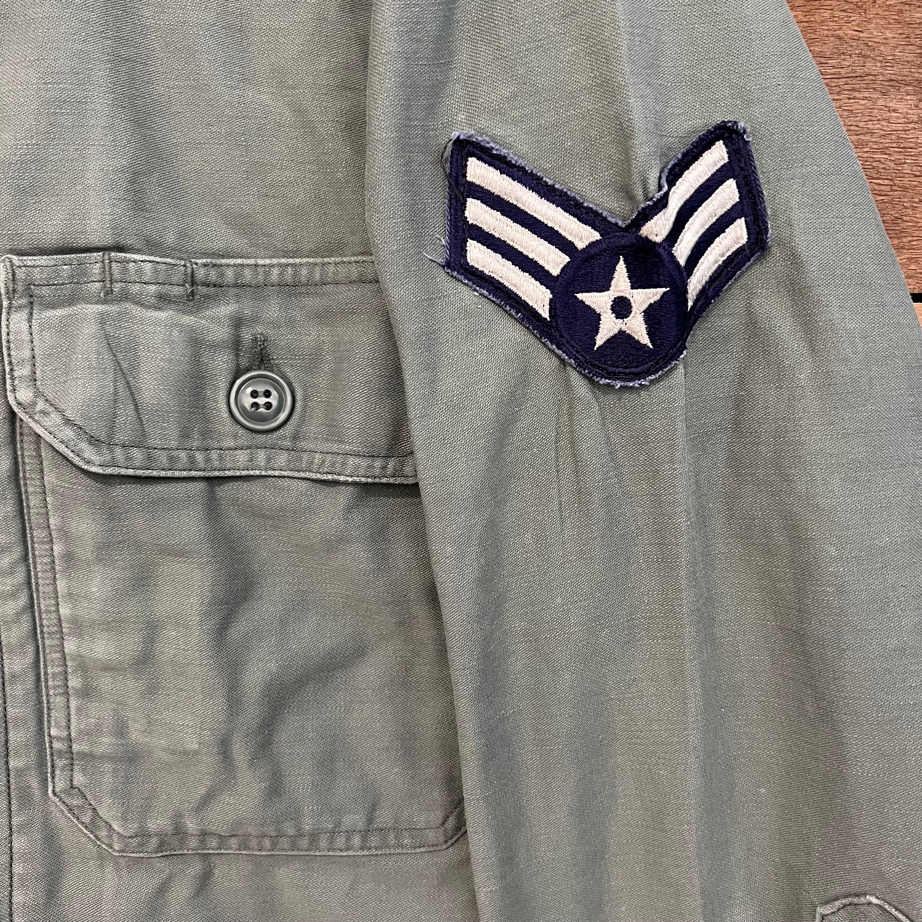 Early 1950's Sage Green USAF Uniform Shirt Small – Little Chum Vintage