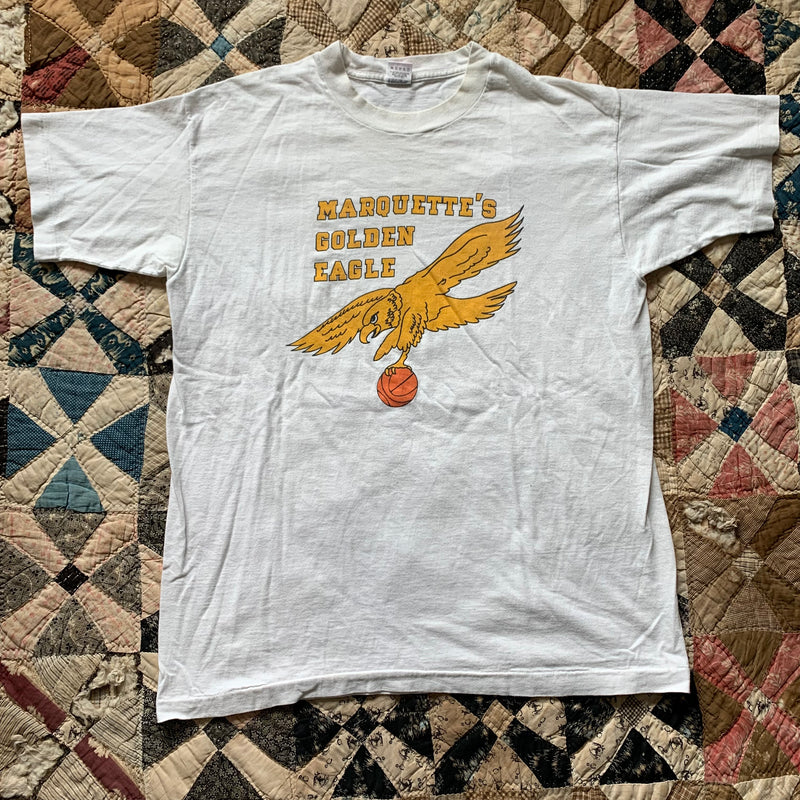 1990's Marquette Golden Eagles Basketball T-Shirt L/XL