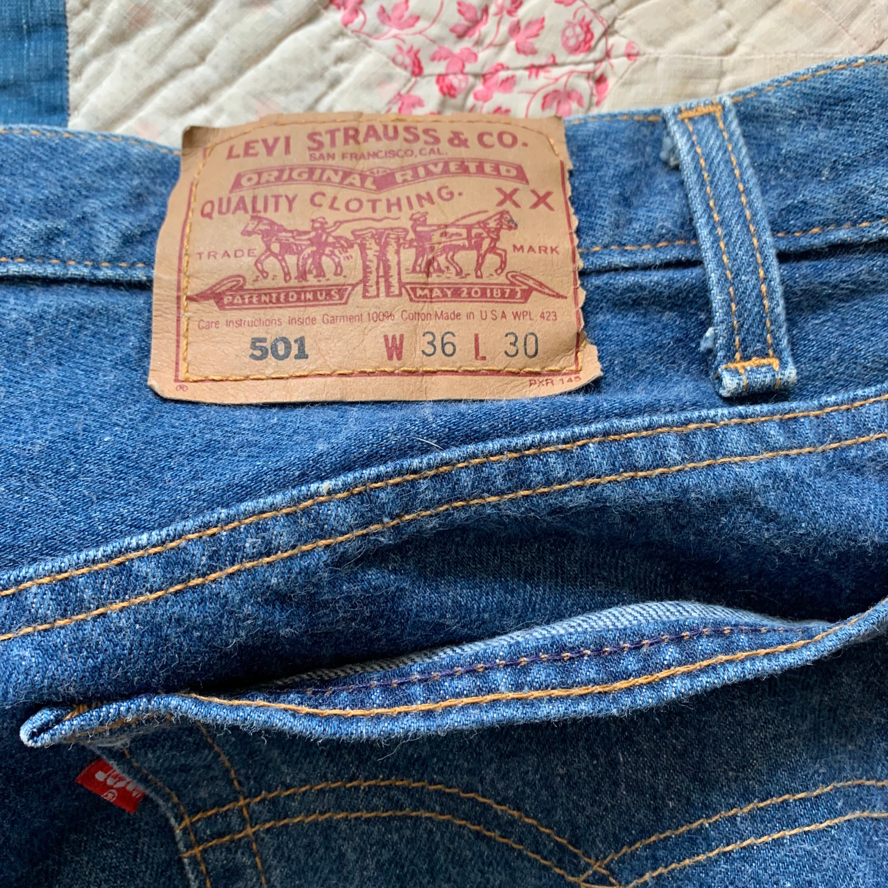 1990's Levi's 501 Denim Jeans 34