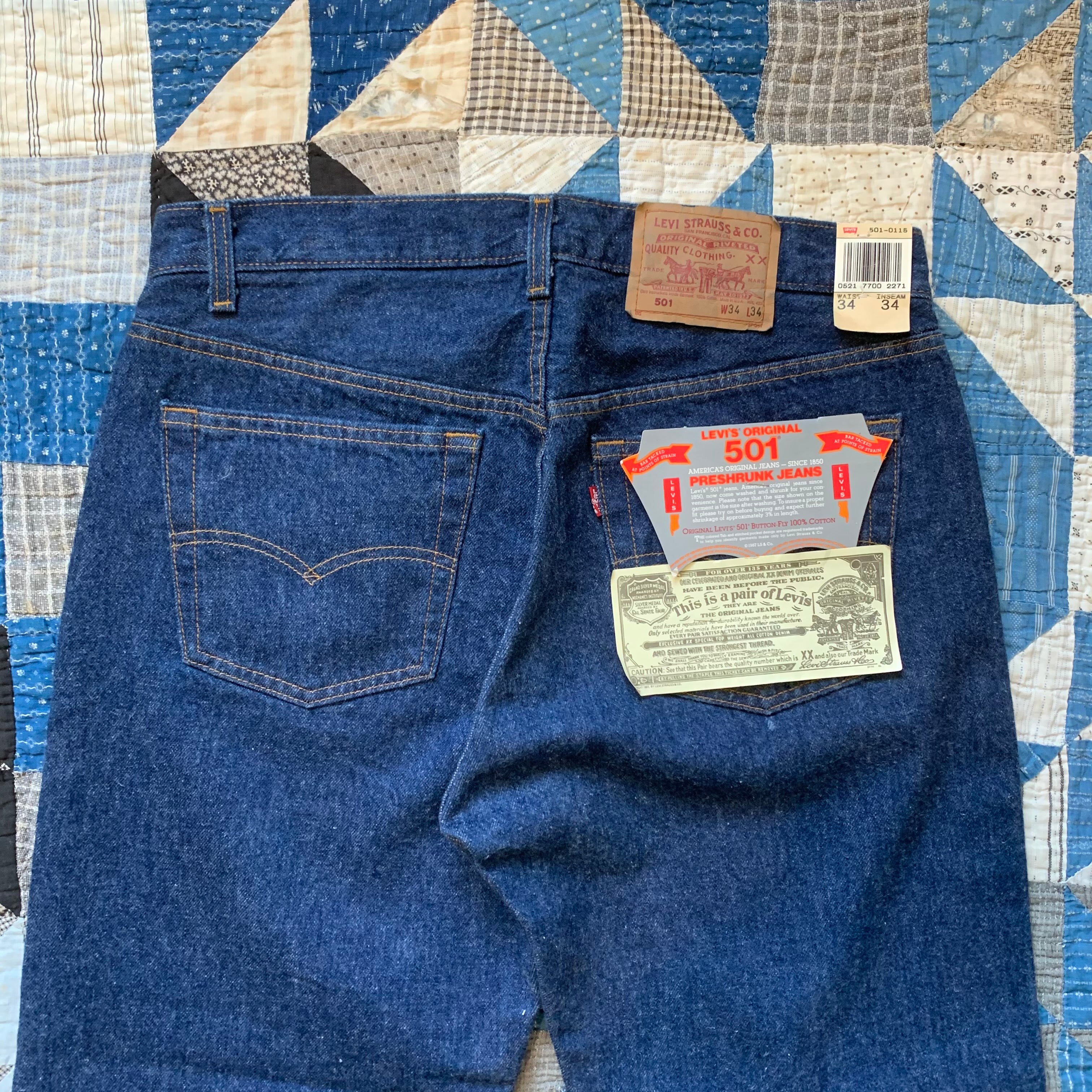 Differences In Fades: The Influence of Weight of Denim