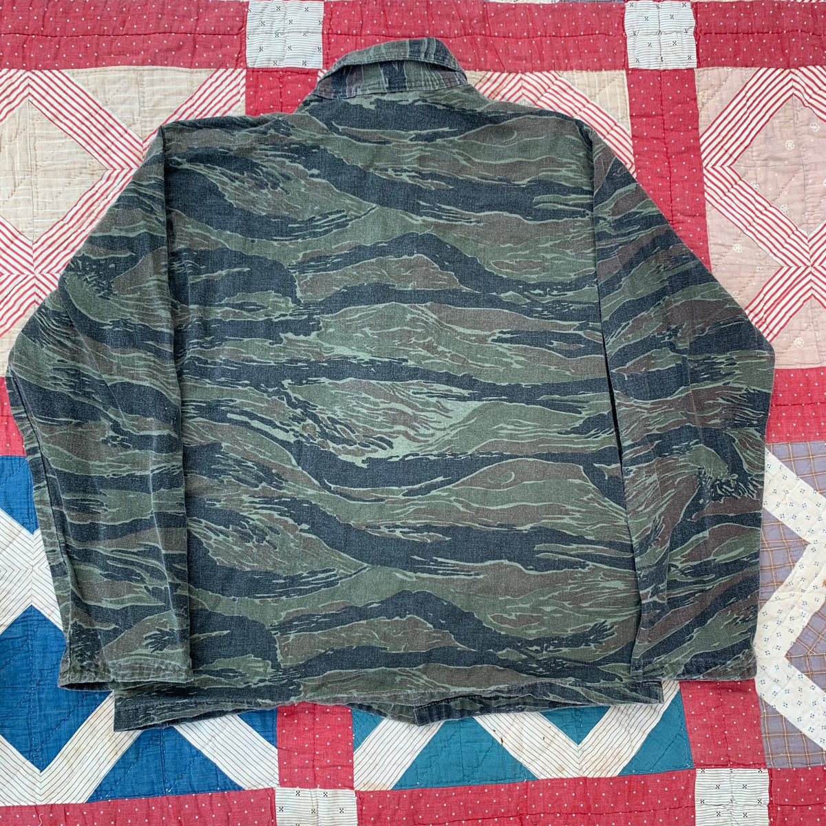 Retro Ranger Jacket 1970's/80's Ranger Brand Tiger Stripe Camo Hunting Jacket Medium ...